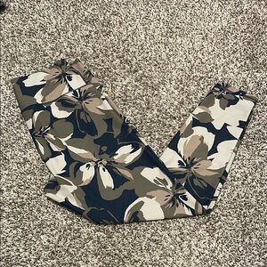 Old Navy Active High Rise Leggings Large